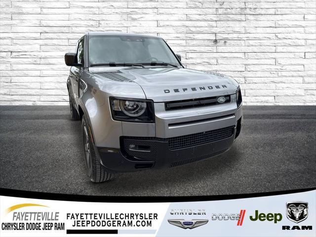 2024 Land Rover Defender 90 P400 X-Dynamic SE