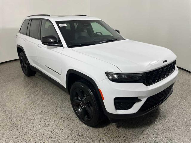 2025 Jeep Grand Cherokee GRAND CHEROKEE ALTITUDE X 4X4