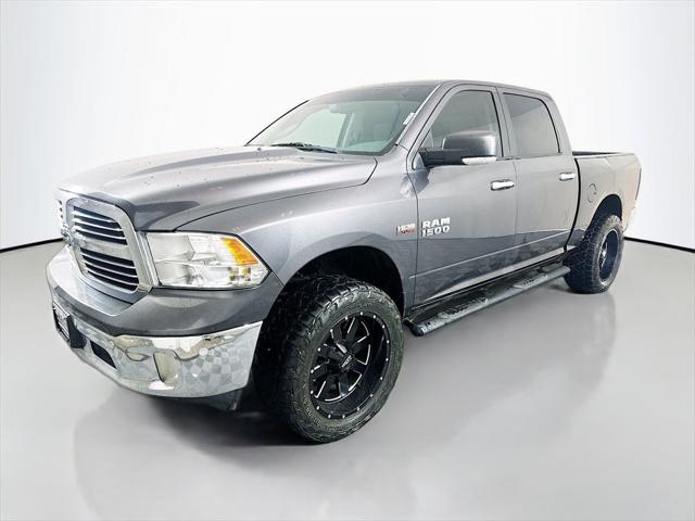 2017 RAM 1500 Lone Star Crew Cab 4x4 57 Box
