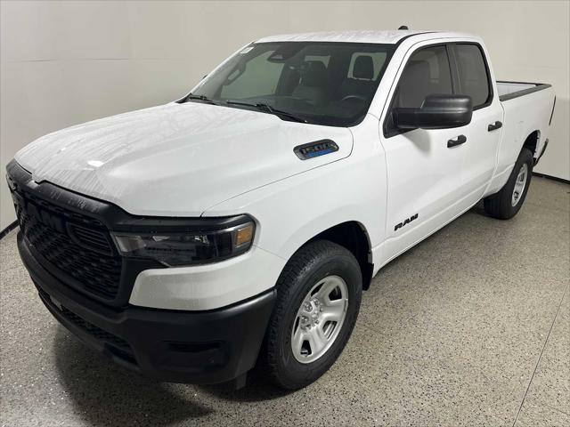 2025 RAM Ram 1500 RAM 1500 TRADESMAN QUAD CAB 4X2 64 BOX