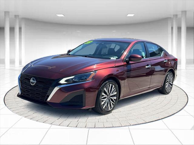 2023 Nissan Altima SV FWD