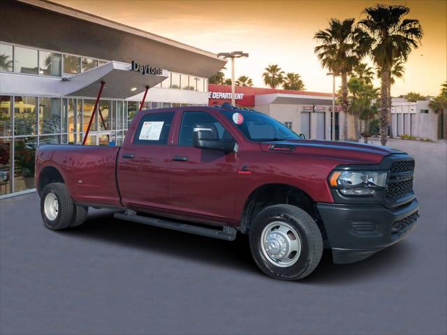 2024 RAM 3500 Tradesman Crew Cab 4x4 8 Box