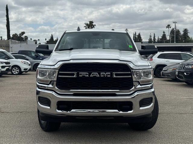 2020 RAM 2500 Tradesman Crew Cab 4X4 64 Box