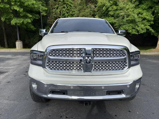 2018 RAM 1500 Laramie Crew Cab 4x4 57 Box