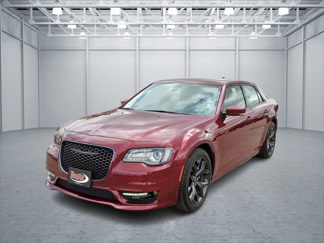 2022 Chrysler 300 Touring L