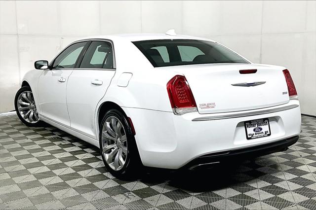 Used 2018 Chrysler 300 For Sale in Olive Branch, MS