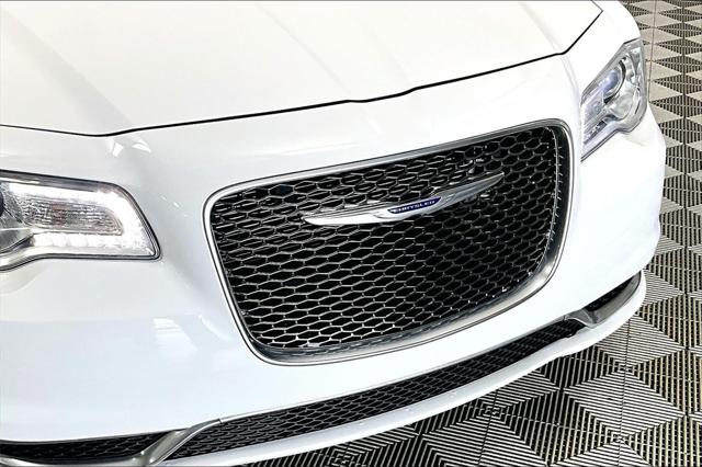 Used 2018 Chrysler 300 For Sale in Olive Branch, MS