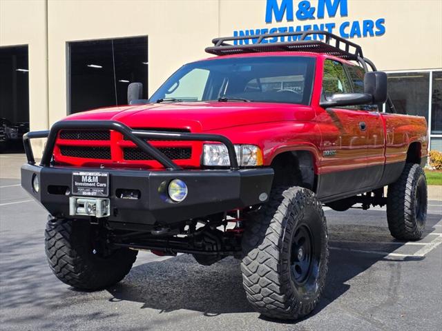 2001 Dodge Ram 2500 4X4 / 6-SPEED / 5.9L Cummins DIESEL / CUSTOM Built for sale in Portland, OR