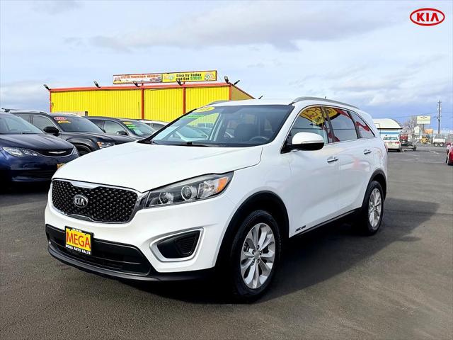 2016 Kia Sorento 3.3L LX