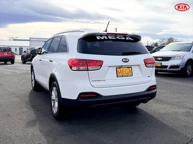 2016 Kia Sorento 3.3L LX