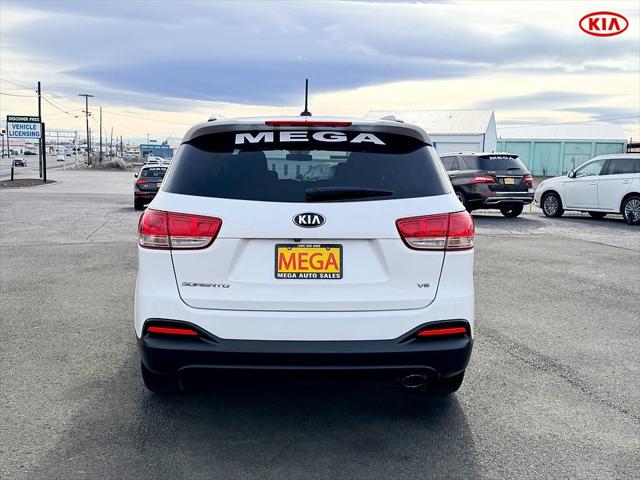 2016 Kia Sorento 3.3L LX