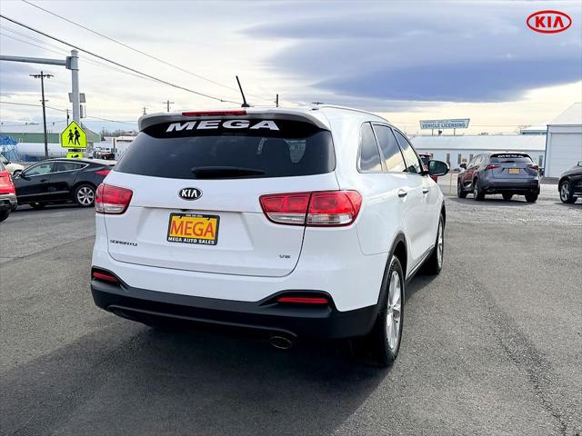 2016 Kia Sorento 3.3L LX