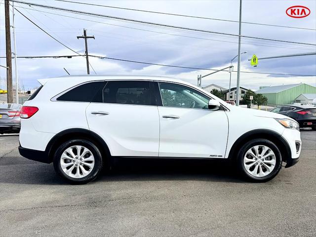 2016 Kia Sorento 3.3L LX