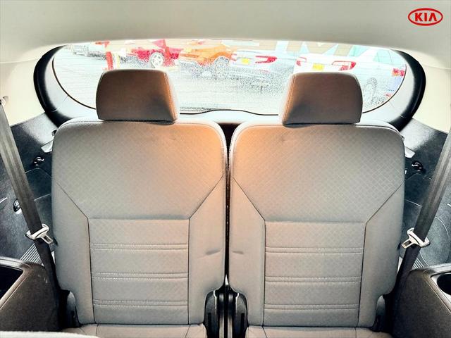 2016 Kia Sorento 3.3L LX