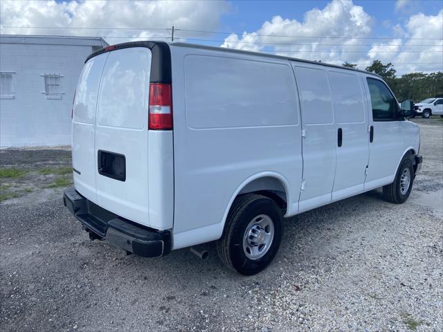 2025 Chevrolet Express Cargo Van RWD 2500 Regular Wheelbase WT