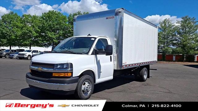 2025 Chevrolet Express Cutaway Work Van