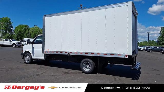 2025 Chevrolet Express Cutaway Work Van