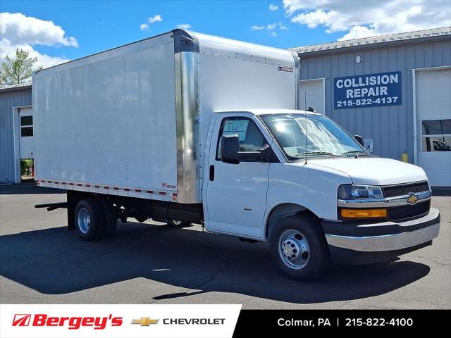 2025 Chevrolet Express Cutaway Work Van