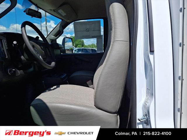 2025 Chevrolet Express Cutaway Work Van