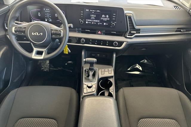 2024 Kia Sportage LX - Photo 17