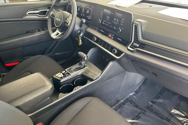 2024 Kia Sportage LX - Photo 20