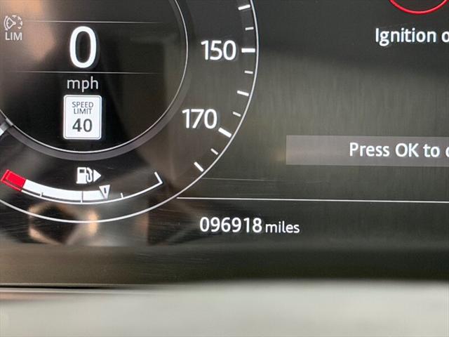 2020 Land Rover Range Rover P525 HSE