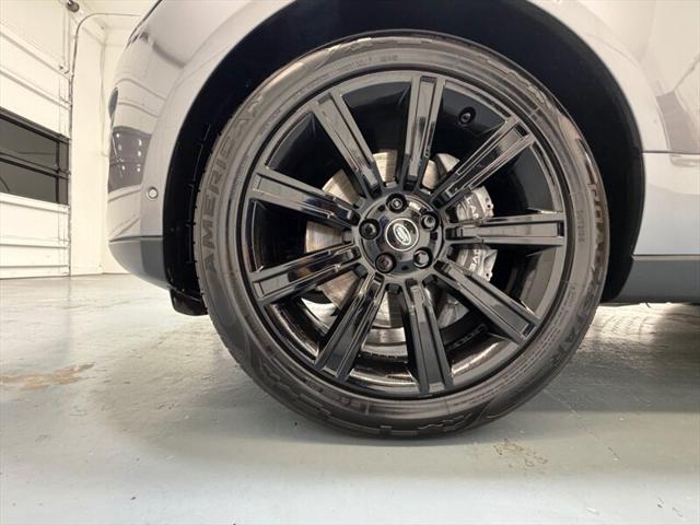 2020 Land Rover Range Rover P525 HSE