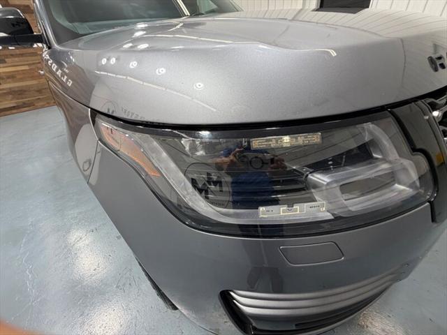 2020 Land Rover Range Rover P525 HSE