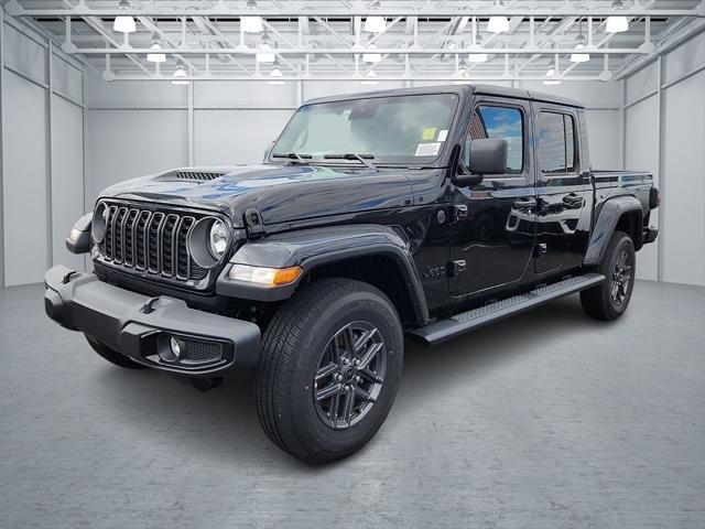 2025 Jeep Gladiator GLADIATOR SPORT S 4X4