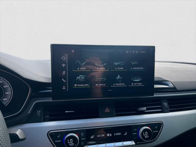 2023 Audi A4 Premium Plus 45 TFSI S line quattro S tronic