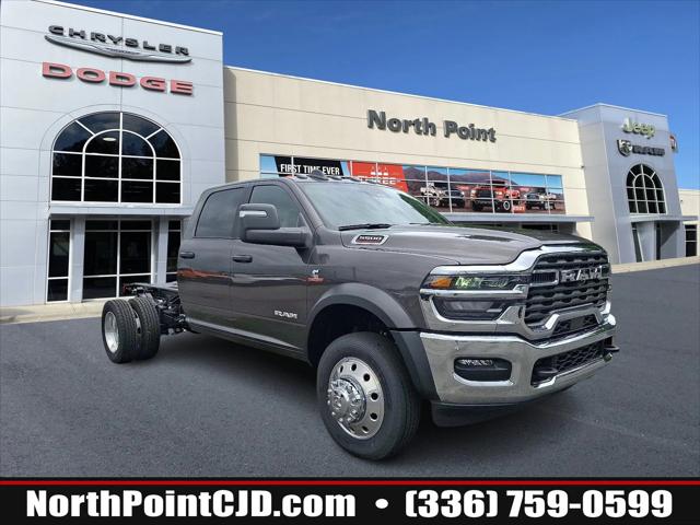2025 RAM Ram 5500 Chassis Cab RAM 5500 BIG HORN CHASSIS CREW CAB 4X4 60 CA
