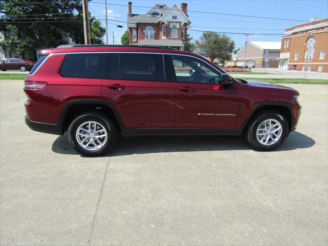 2025 Jeep Grand Cherokee GRAND CHEROKEE L LAREDO 4X4