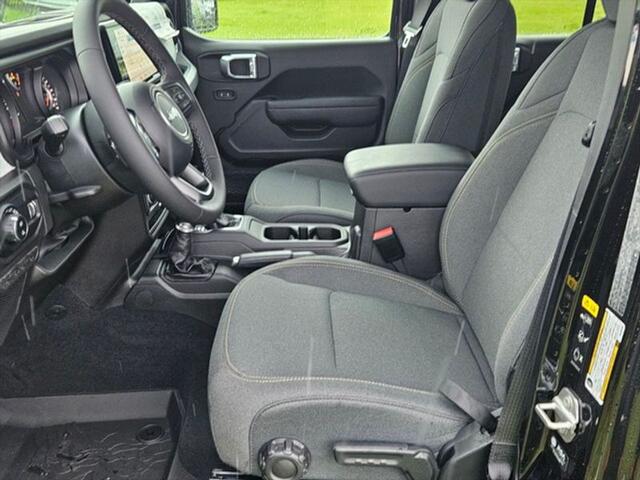 2025 Jeep Gladiator GLADIATOR SPORT S 4X4