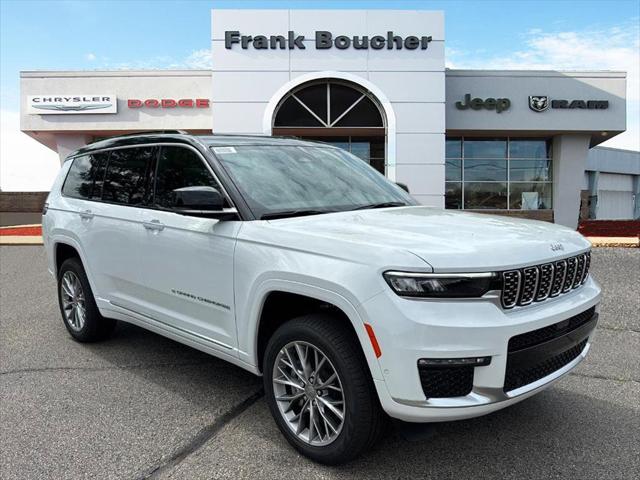 2025 Jeep Grand Cherokee L Summit's photo