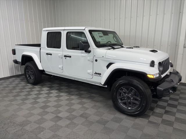 2025 Jeep Gladiator GLADIATOR SPORT S 4X4 2025 Jeep Gladiator GLADIATOR SPORT S 4X4