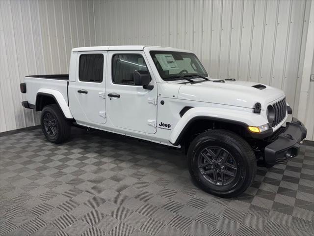 2025 Jeep Gladiator GLADIATOR SPORT S 4X4