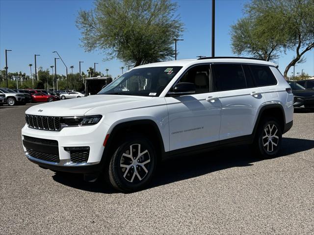 2025 Jeep Grand Cherokee GRAND CHEROKEE L LIMITED 4X4