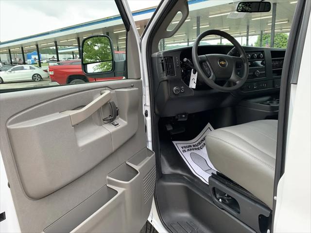 2025 Chevrolet Express Cargo Van RWD 2500 Regular Wheelbase WT