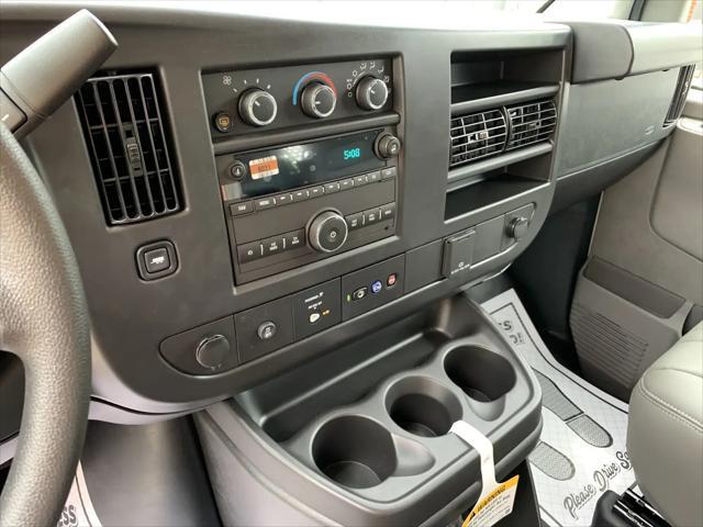 2025 Chevrolet Express Cargo Van RWD 2500 Regular Wheelbase WT