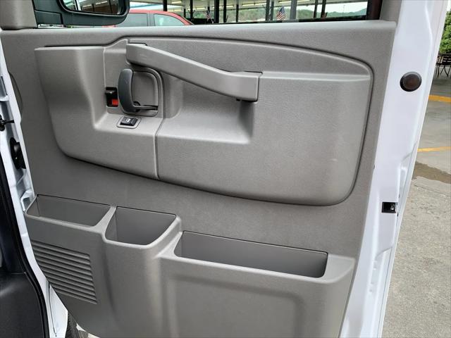 2025 Chevrolet Express Cargo Van RWD 2500 Regular Wheelbase WT