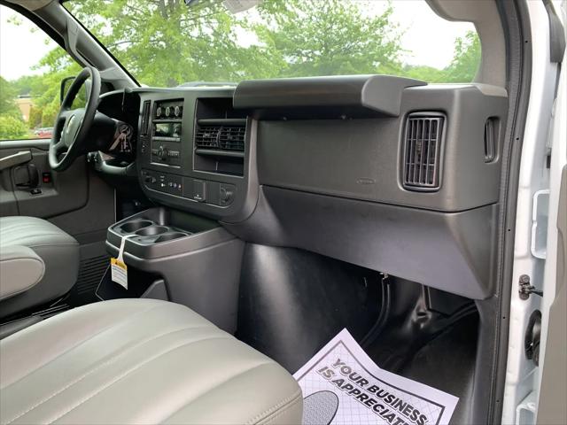 2025 Chevrolet Express Cargo Van RWD 2500 Regular Wheelbase WT