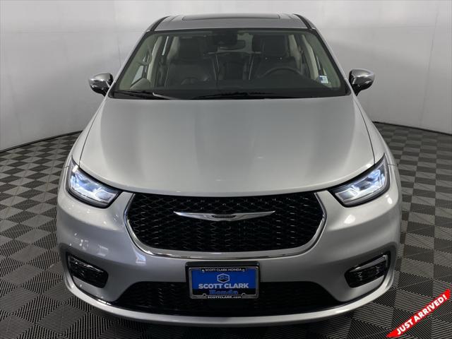 2023 Chrysler Pacifica Hybrid Limited
