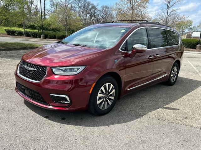 2022 Chrysler Pacifica Hybrid Limited