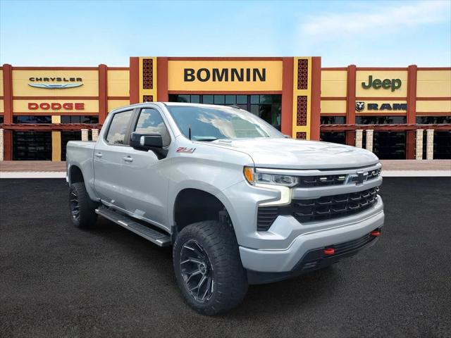 2022 Chevrolet Silverado 1500 4WD Crew Cab Short Bed RST