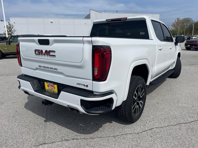 2022 GMC Sierra 1500 Limited 4WD Crew Cab Standard Box AT4