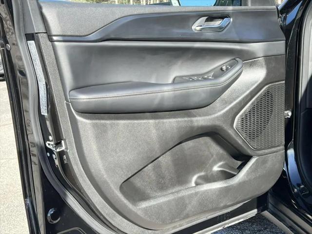 2025 Jeep Grand Cherokee L Laredo 4x4