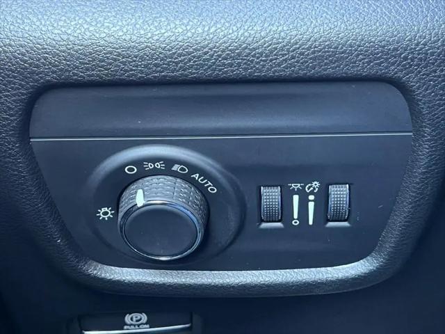 2025 Jeep Grand Cherokee L Laredo 4x4