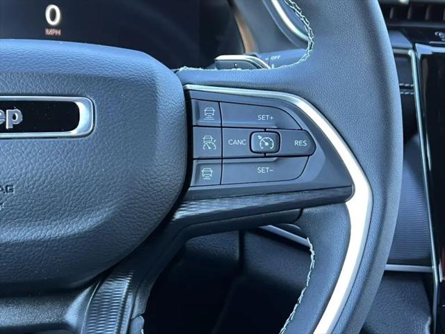 2025 Jeep Grand Cherokee L Laredo 4x4