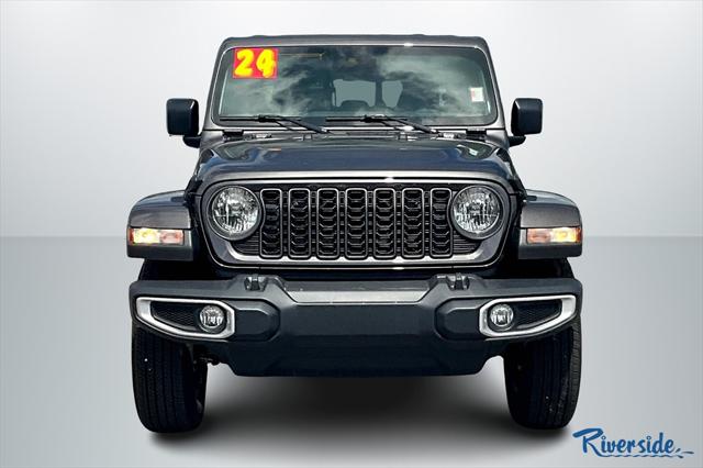 2024 Jeep Gladiator Sport S