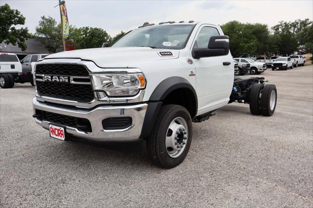 2024 RAM Ram 5500 Chassis Cab RAM 5500 TRADESMAN CHASSIS REGULAR CAB 4X4 84 CA